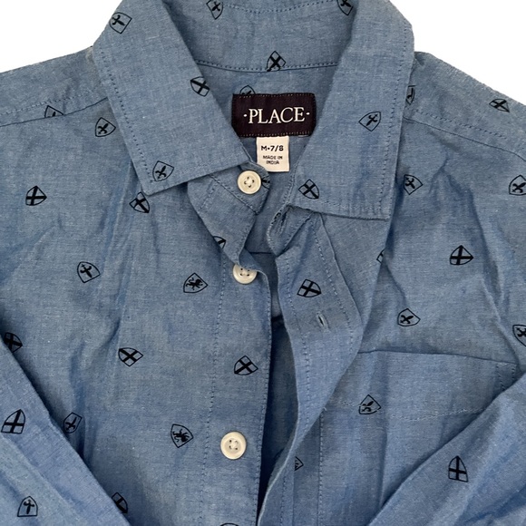 Boys button down by Children’s Place - Picture 2 of 3